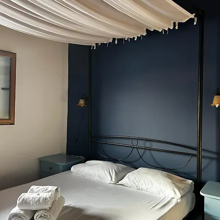 Maroulios אלפוניסוס