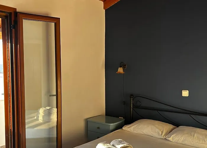 Maroulios * אלפוניסוס